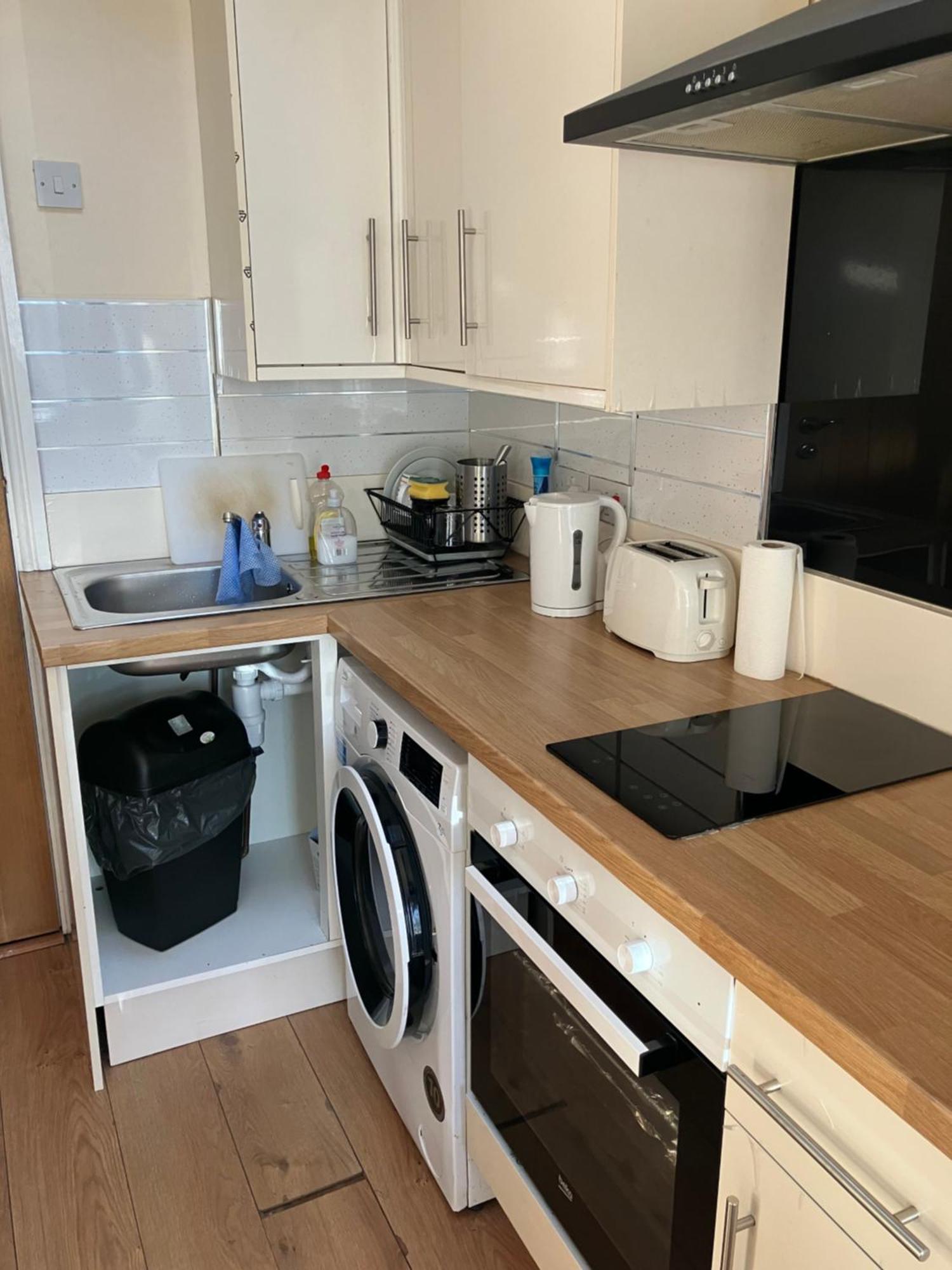 Dream Private Ensuite Apartment In Solihull Close To Birmingham Airport-City Centre And Nec ภายนอก รูปภาพ